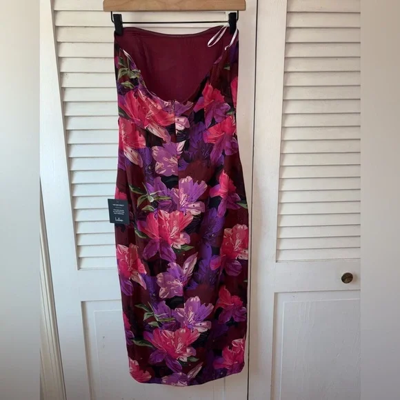 NWT Lulus Effortless Charm Floral Strapless Midi Dress Burgundy Small Romantic - Picture 4 of 5